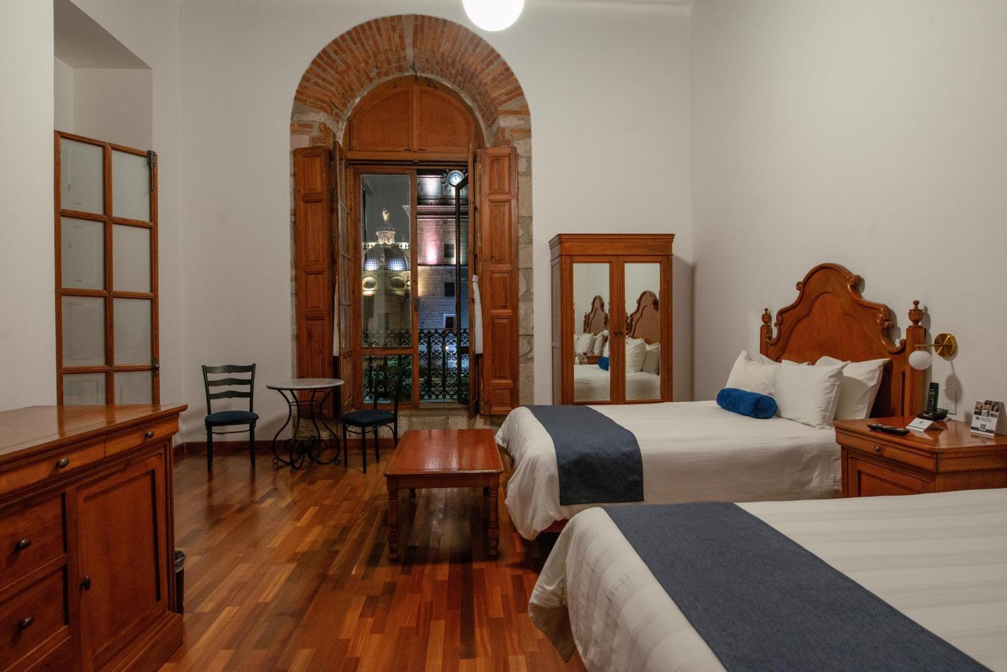 Hotel Los Juaninos Morelia Exterior foto